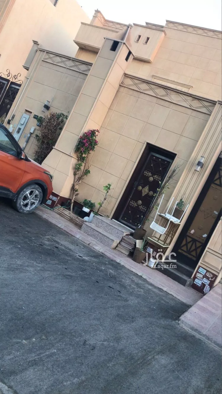 فيلا للبيع في شارع الفضائل, حي إشبيلية, مدينة الرياض, منطقة الرياض صورة 2