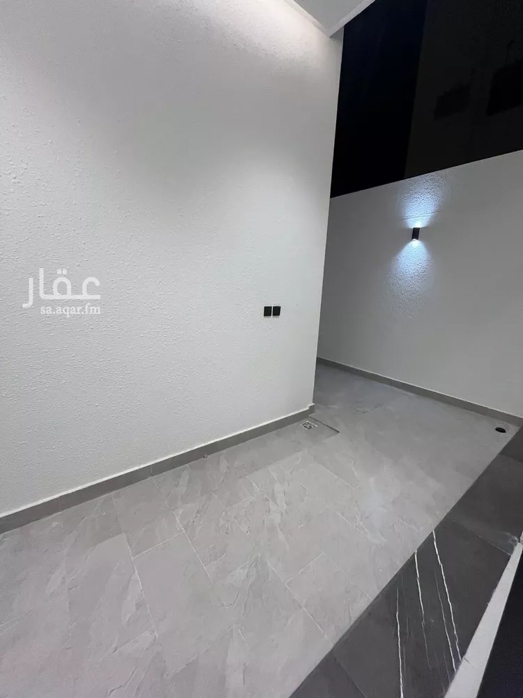 Villa for Sale in Riyadh Al Yarmouk صورة 3