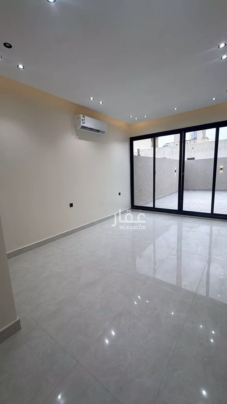 فيلا للإيجار في شارع أبي أيوب بن المهلب, حي الرمال, مدينة الرياض, منطقة الرياض 14