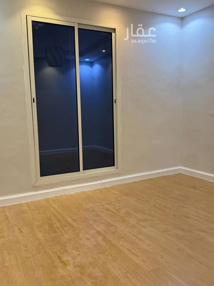 شقة للإيجار في شارع نهر الفرات الاعلي, حي القادسية, مدينة الرياض, منطقة الرياض صورة 4