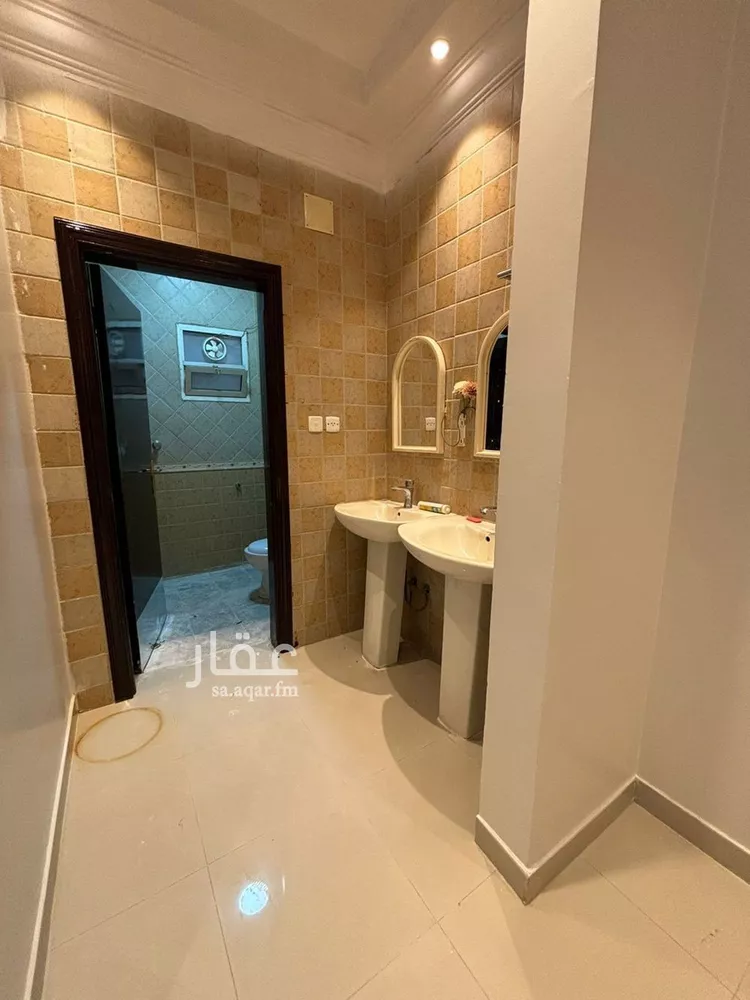 شقة للإيجار في شارع عبدالله بن قيس, حي إشبيلية, مدينة الرياض, منطقة الرياض صورة 4