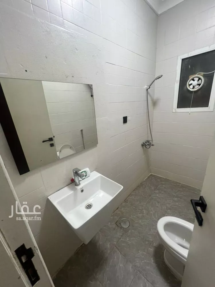 شقة للإيجار في شارع الفضائل, حي إشبيلية, مدينة الرياض, منطقة الرياض صورة 3