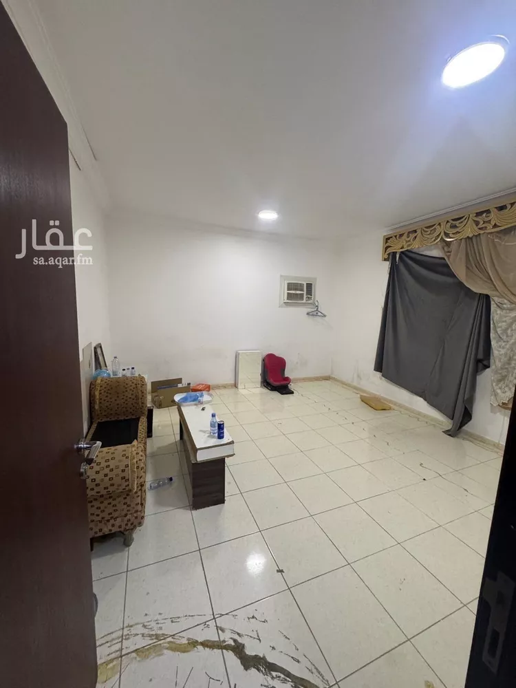 غرفة للإيجار في شارع القائم, حي إشبيلية, مدينة الرياض, منطقة الرياض