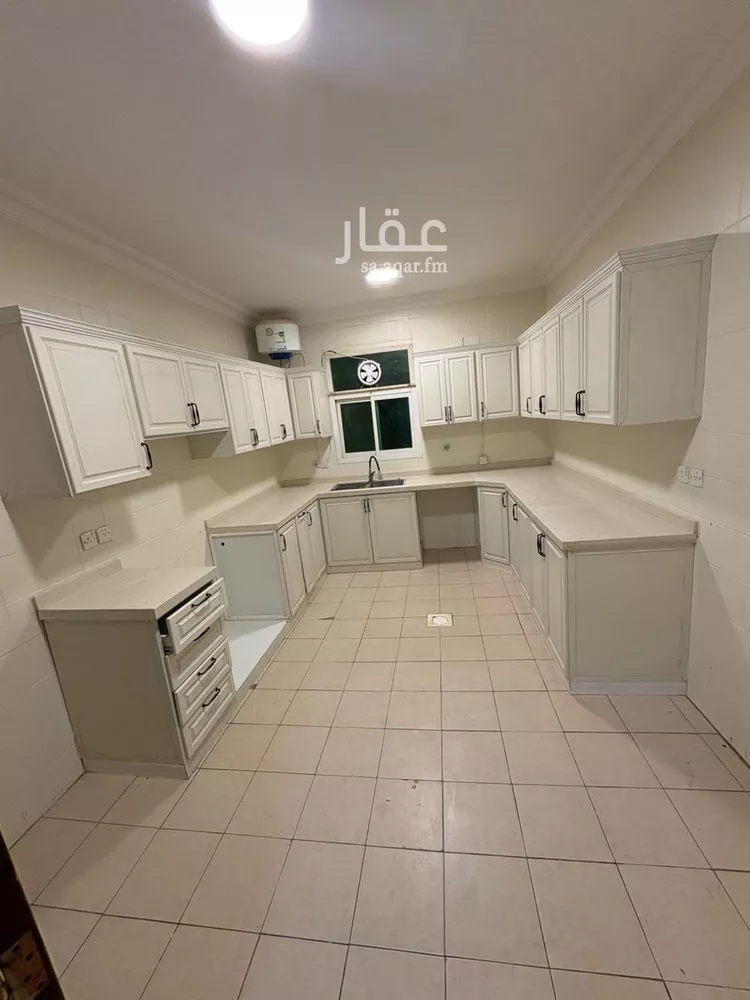 شقة للإيجار في شارع ابن زيار الديلمي, حي إشبيلية, مدينة الرياض, منطقة الرياض