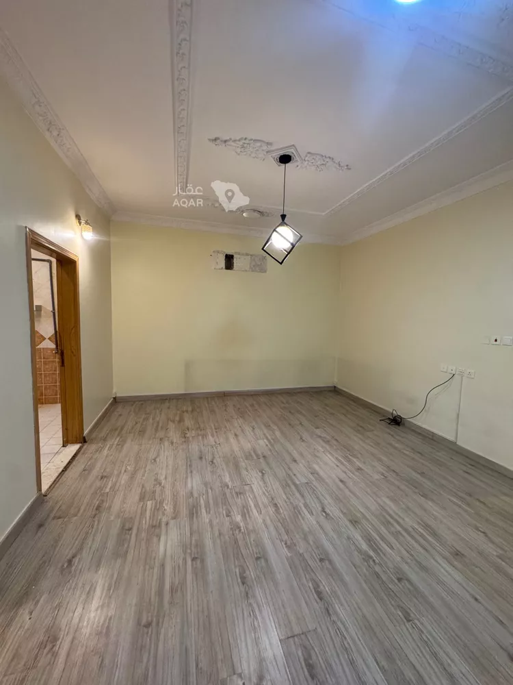 شقة للإيجار في شارع الهميج, حي إشبيلية, مدينة الرياض, منطقة الرياض 8