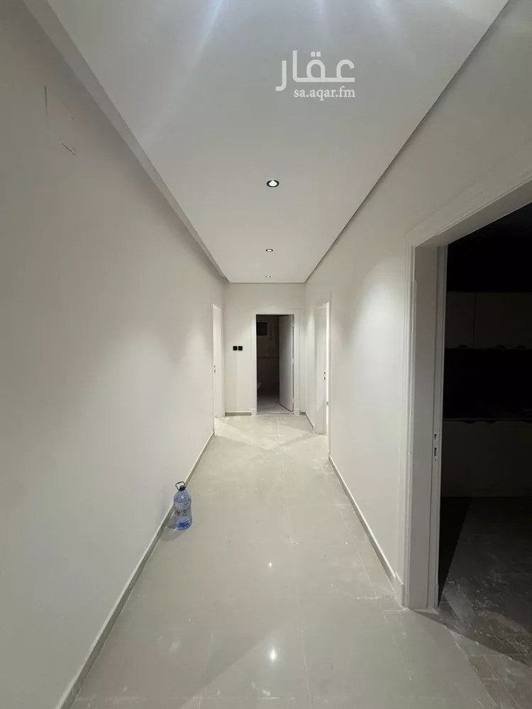 شقة للإيجار في شارع جبل الأرام, حي إشبيلية, مدينة الرياض, منطقة الرياض صورة 3