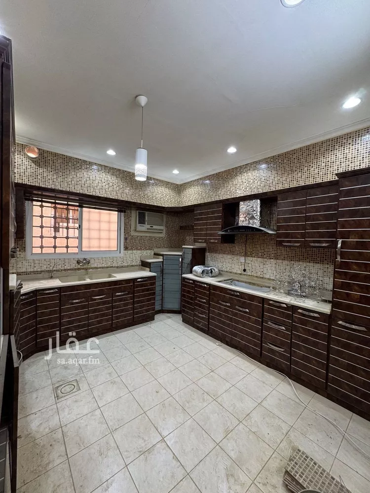 دور للإيجار في شارع الغربة, حي إشبيلية, مدينة الرياض, منطقة الرياض