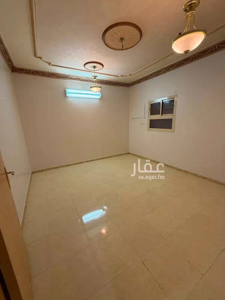 شقة للإيجار في شارع عبدالله بن قيس, حي إشبيلية, مدينة الرياض, منطقة الرياض صورة 5