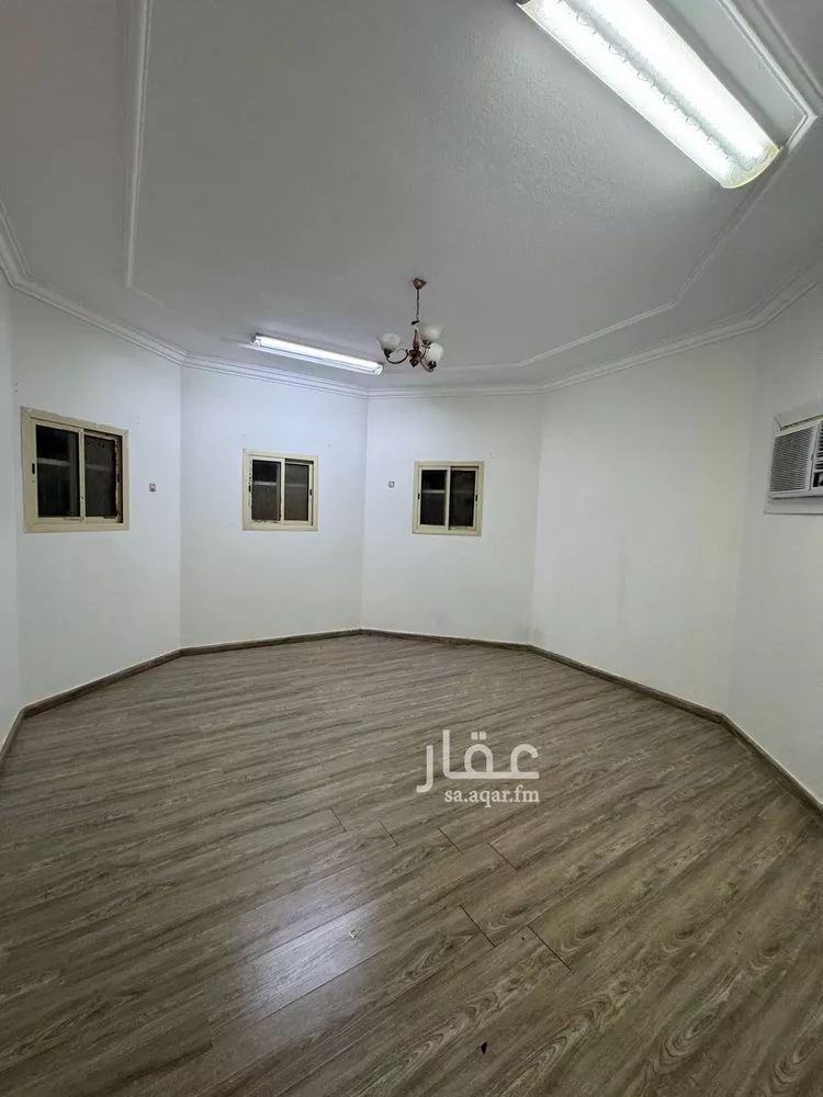 شقة للإيجار في شارع الغريسة, حي إشبيلية, مدينة الرياض, منطقة الرياض صورة 5