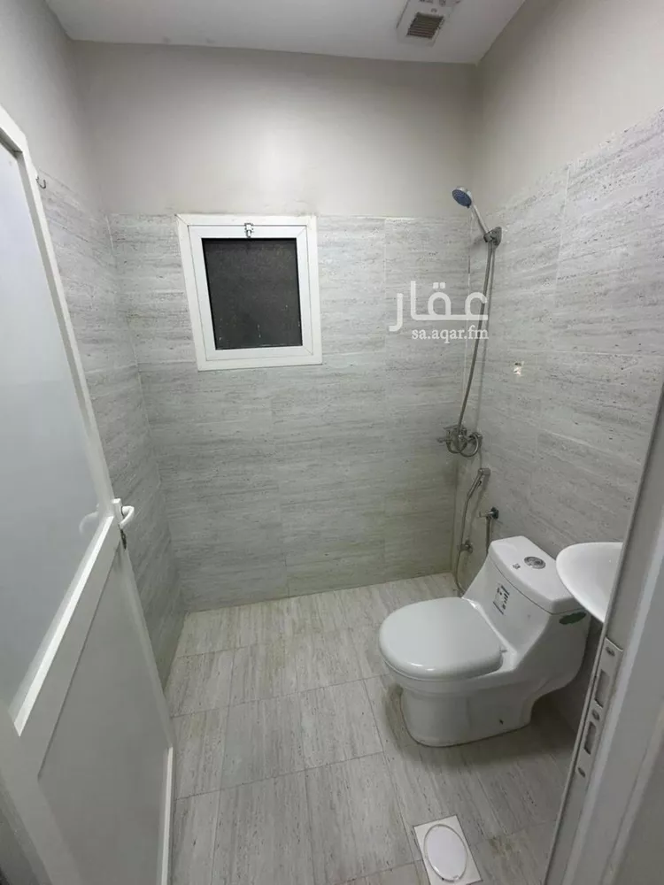 غرفة للإيجار في شارع جبل علي, حي غرناطة, مدينة الرياض, منطقة الرياض صورة 3