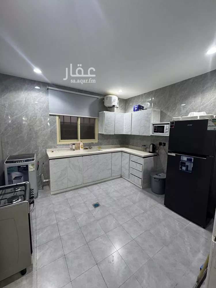 شقة للإيجار في شارع الفضائل, حي إشبيلية, مدينة الرياض, منطقة الرياض