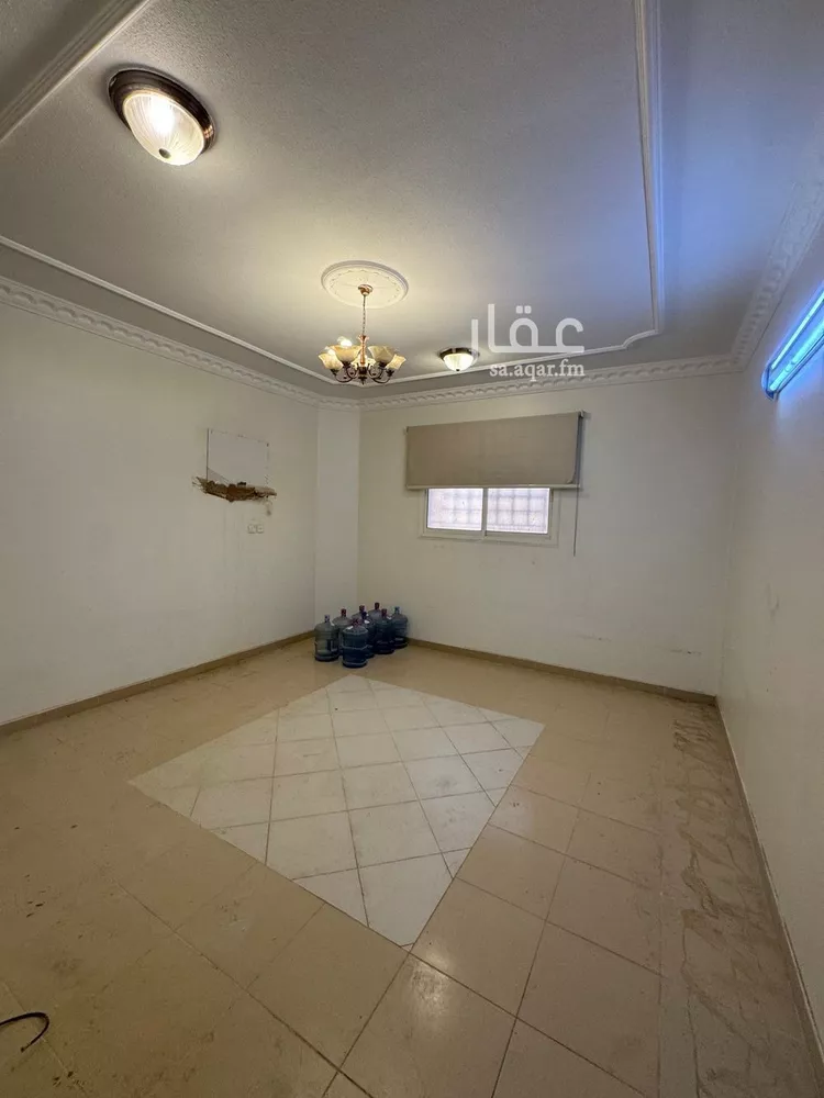 شقة للإيجار في شارع الظهران, حي إشبيلية, مدينة الرياض, منطقة الرياض 9