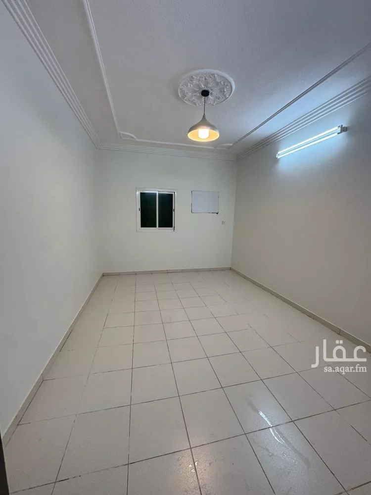شقة للإيجار في شارع عبدالله بن قيس, حي إشبيلية, مدينة الرياض, منطقة الرياض 7