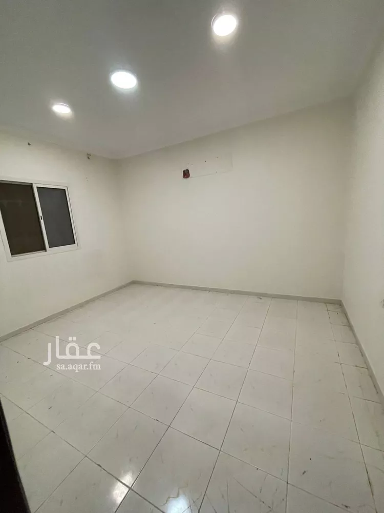 شقة للإيجار في شارع الحاسب, حي إشبيلية, مدينة الرياض, منطقة الرياض