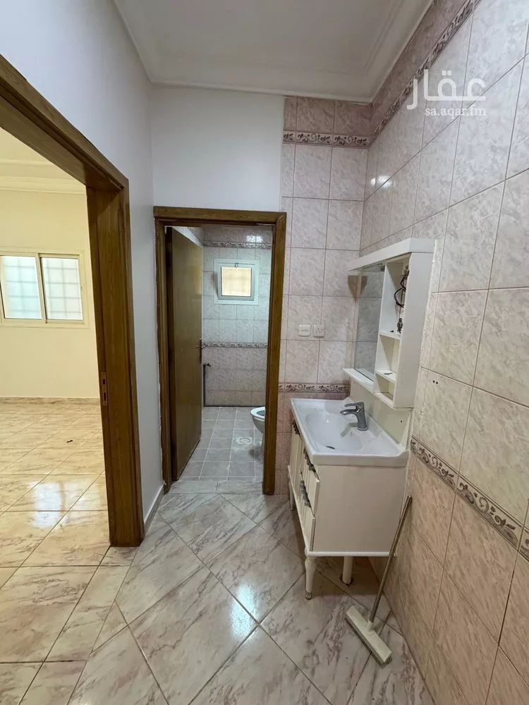 شقة للإيجار في شارع قلعة الفسطاط, حي إشبيلية, مدينة الرياض, منطقة الرياض صورة 5
