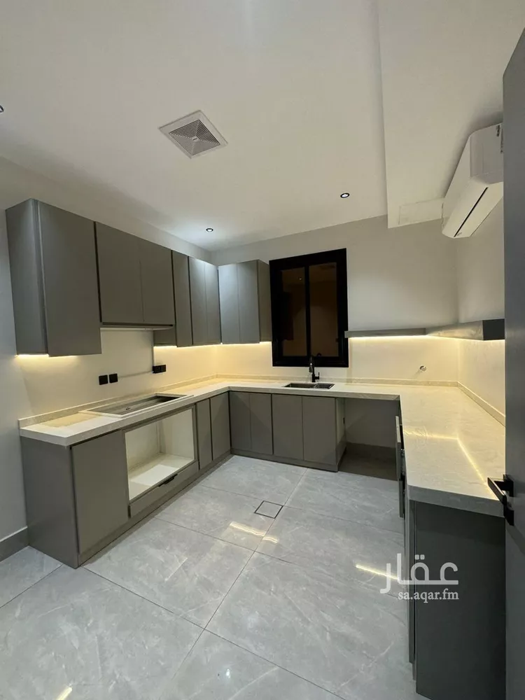 Floor for Rent in Riyadh Al Maizilah