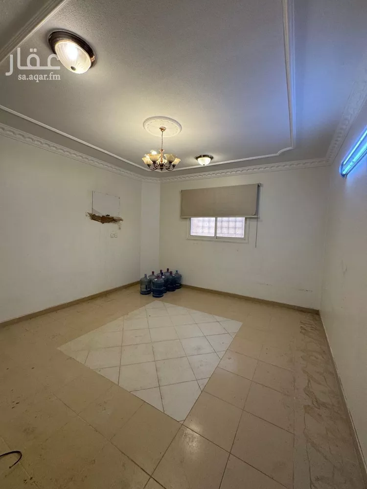 شقة للإيجار في شارع الظهران, حي إشبيلية, مدينة الرياض, منطقة الرياض صورة 2