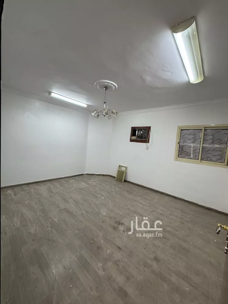 شقة للإيجار في شارع عبدالله بن قيس, حي إشبيلية, مدينة الرياض, منطقة الرياض 11
