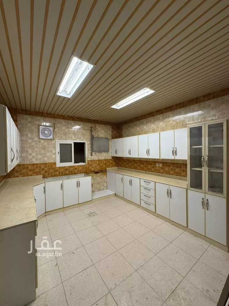 شقة للإيجار في شارع الغريسة, حي إشبيلية, مدينة الرياض, منطقة الرياض صورة 2