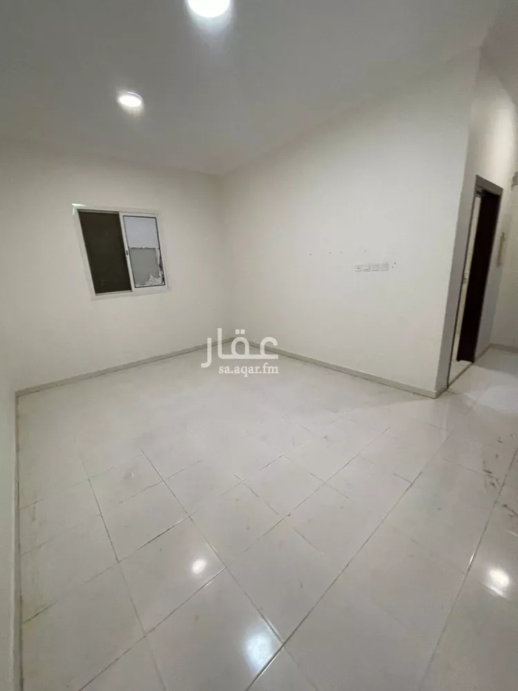 شقة للإيجار في شارع الحاسب, حي إشبيلية, مدينة الرياض, منطقة الرياض صورة 4