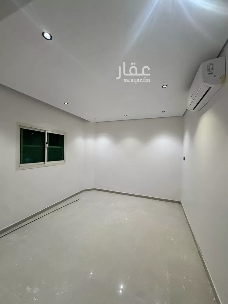 شقة للإيجار في شارع جبل الأرام, حي إشبيلية, مدينة الرياض, منطقة الرياض