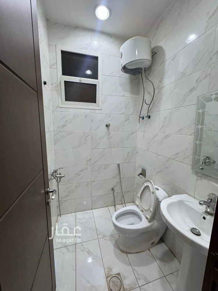 مكتب تجاري للإيجار في شارع الامام عبدالله بن سعود بن عبدالعزيز الفرعى, حي اليرموك, مدينة الرياض, منطقة الرياض صورة 2