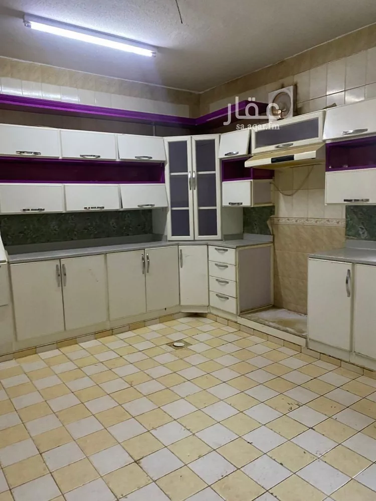 شقة للإيجار في شارع الفضائل, حي إشبيلية, مدينة الرياض, منطقة الرياض صورة 3