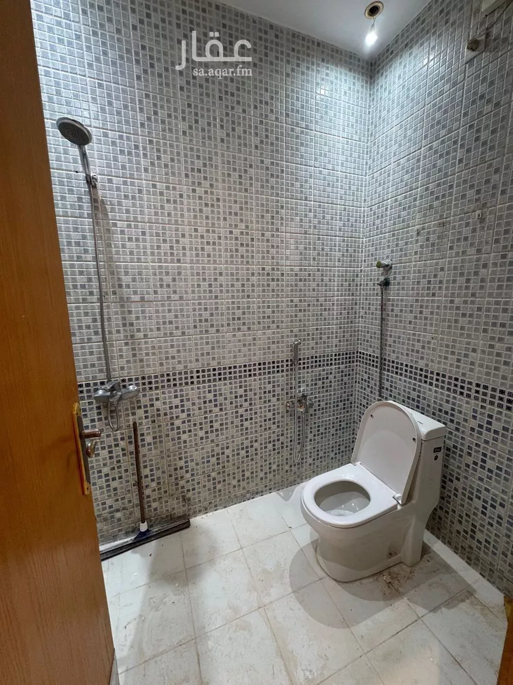 دور للإيجار في شارع الزباد, حي إشبيلية, مدينة الرياض, منطقة الرياض صورة 3