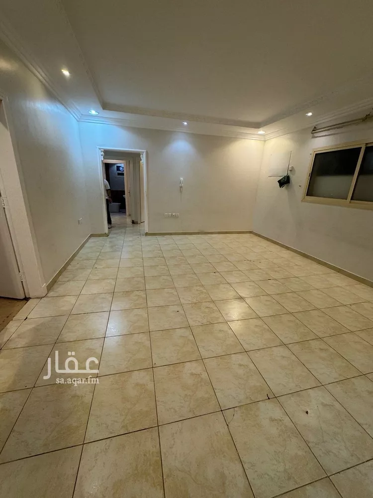 شقة للإيجار في شارع جبل الأرام, حي إشبيلية, مدينة الرياض, منطقة الرياض صورة 2