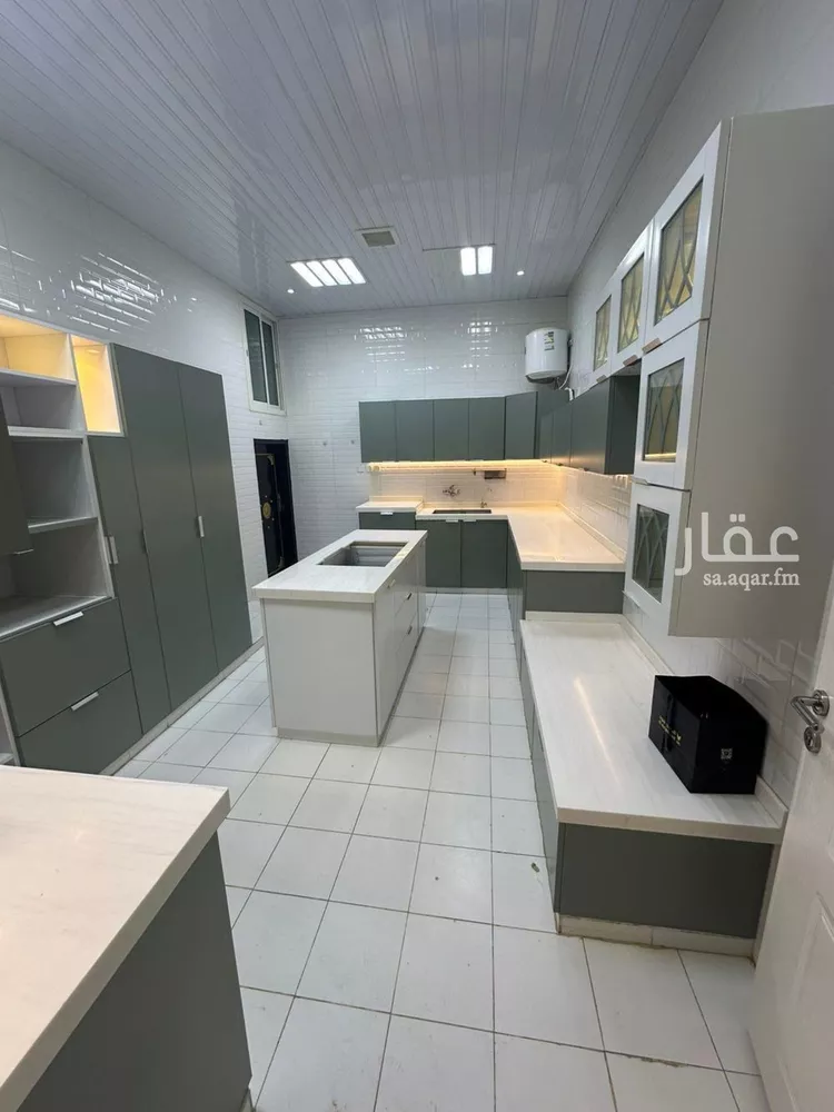 فيلا للإيجار في شارع عنابه, حي إشبيلية, مدينة الرياض, منطقة الرياض صورة 3