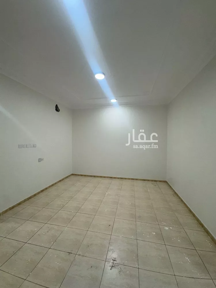 شقة للإيجار في شارع الغريسة, حي إشبيلية, مدينة الرياض, منطقة الرياض صورة 2