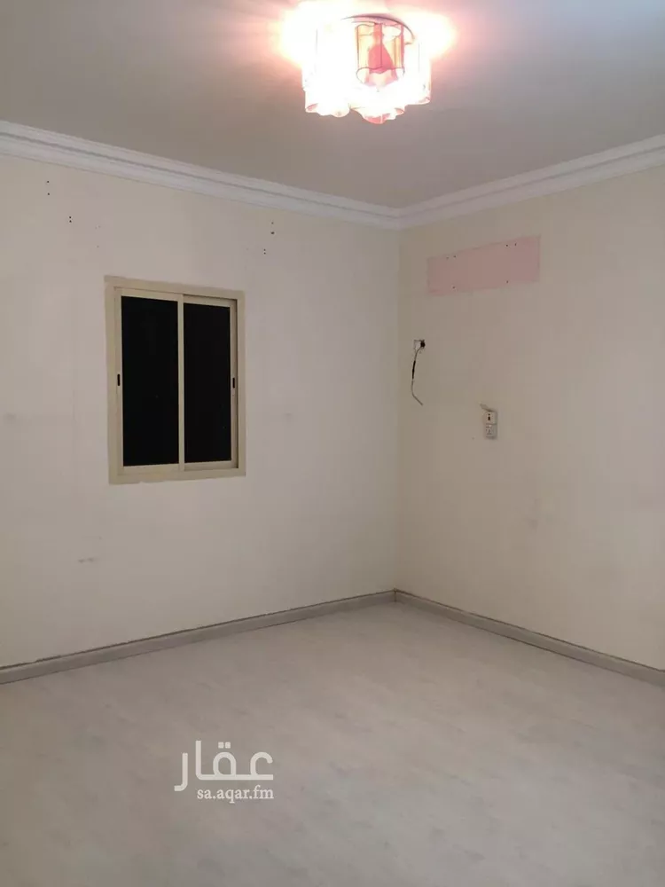 شقة للإيجار في شارع الأقرار, حي إشبيلية, مدينة الرياض, منطقة الرياض