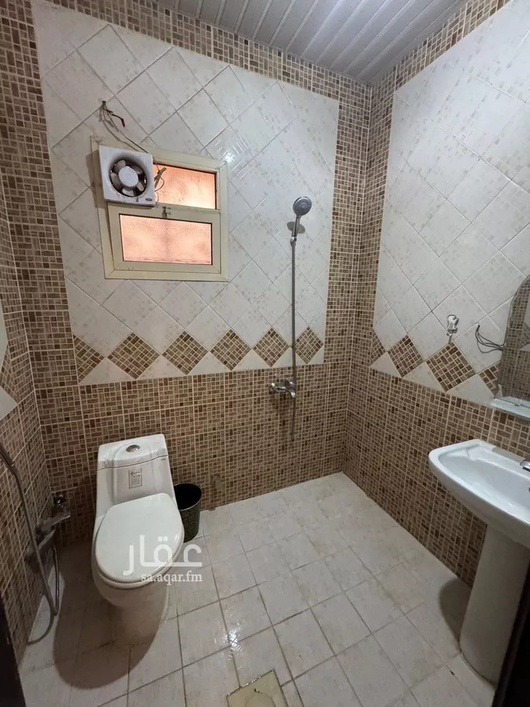 شقة للإيجار في شارع احمد بن زهير, حي إشبيلية, مدينة الرياض, منطقة الرياض صورة 4