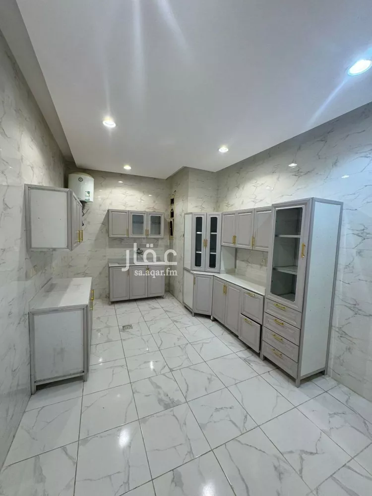 Apartment for Rent in Riyadh Al Yarmouk 10