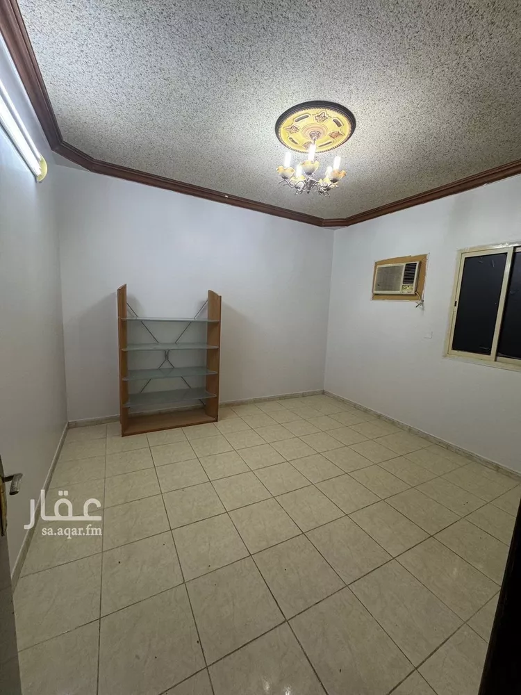 شقة للإيجار في شارع الفضائل, حي إشبيلية, مدينة الرياض, منطقة الرياض