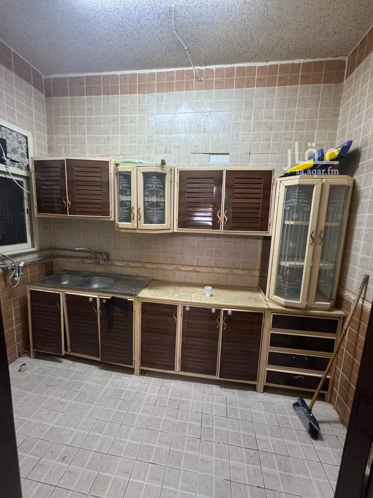 شقة للإيجار في شارع الفضائل, حي إشبيلية, مدينة الرياض, منطقة الرياض صورة 3