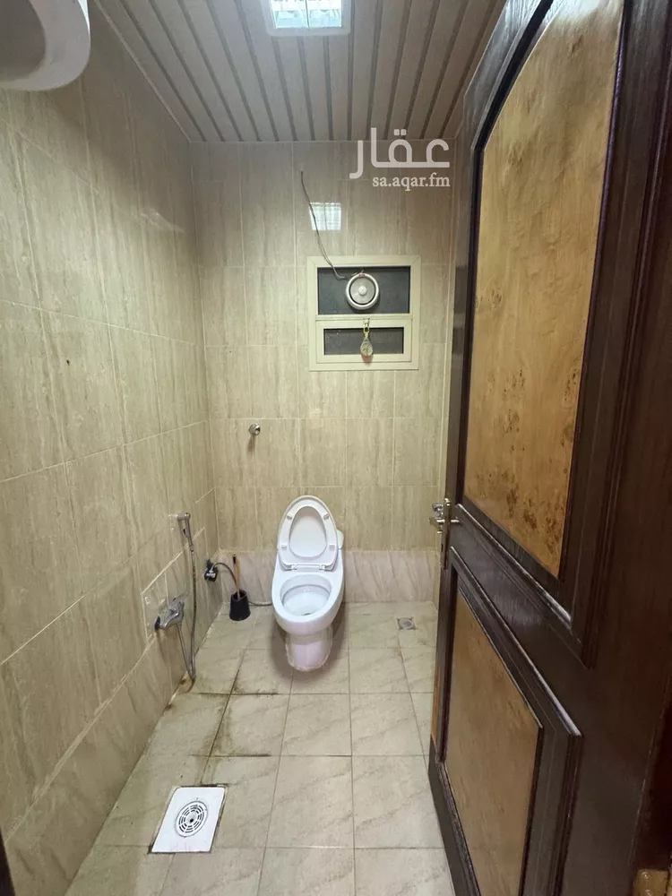 دور للإيجار في شارع العاذرية, حي إشبيلية, مدينة الرياض, منطقة الرياض صورة 5