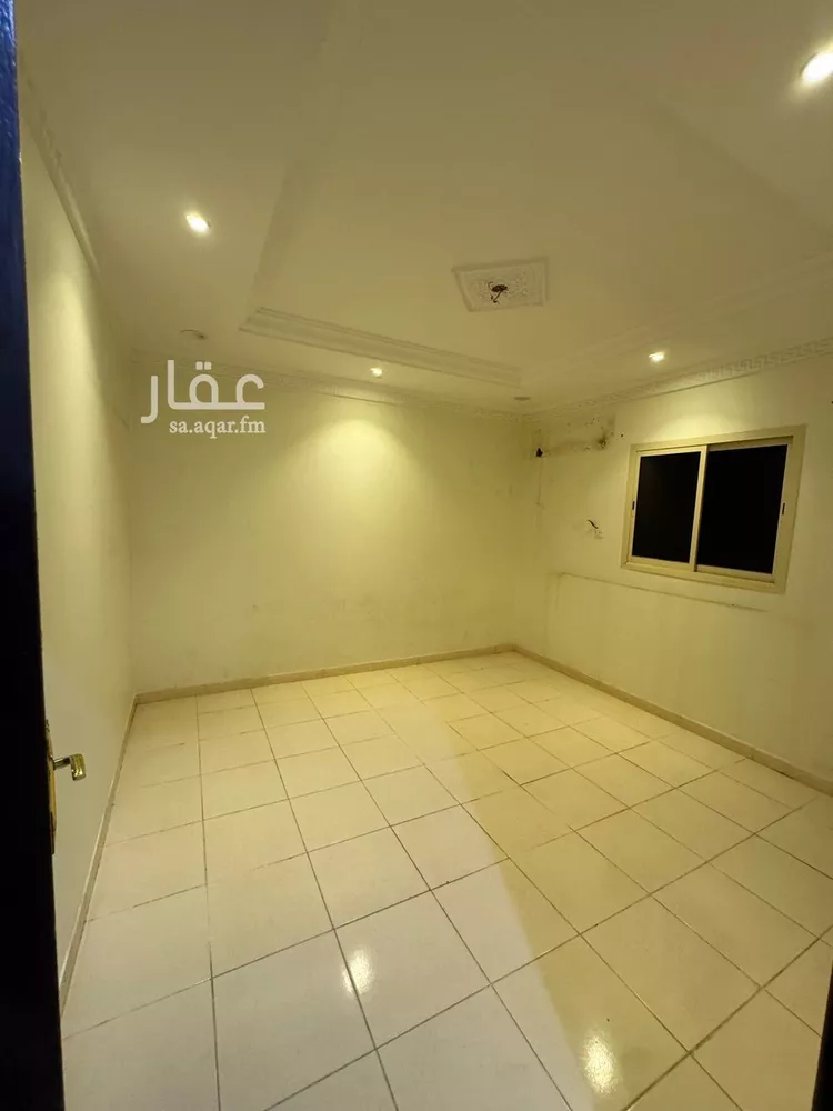 دور للإيجار في شارع الغربة, حي إشبيلية, مدينة الرياض, منطقة الرياض 7