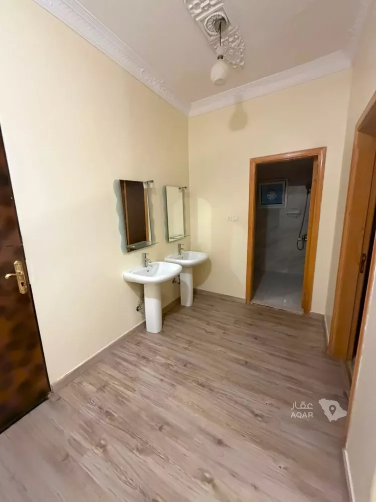 شقة للإيجار في شارع جبل الأرام, حي إشبيلية, مدينة الرياض, منطقة الرياض 12