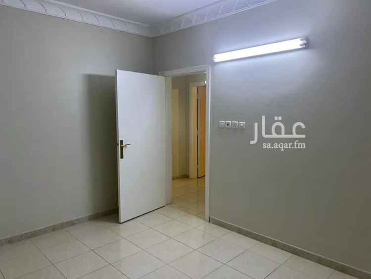 شقة للإيجار في شارع الغريسة, حي إشبيلية, مدينة الرياض, منطقة الرياض صورة 2