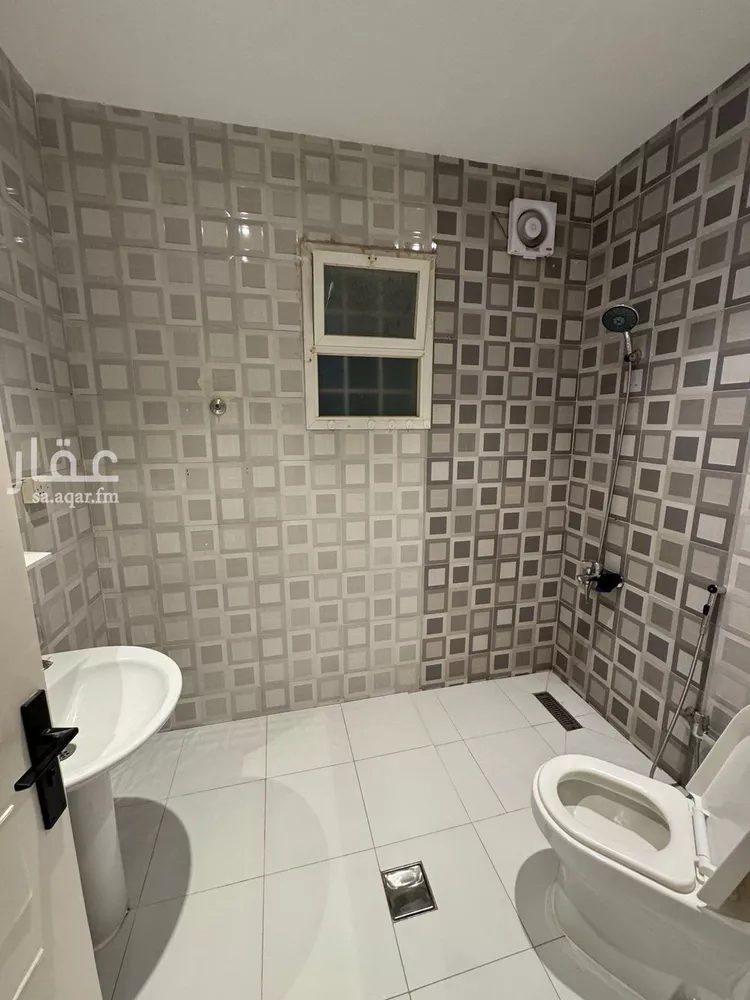 دور للإيجار في شارع الصدفي, حي إشبيلية, مدينة الرياض, منطقة الرياض صورة 4