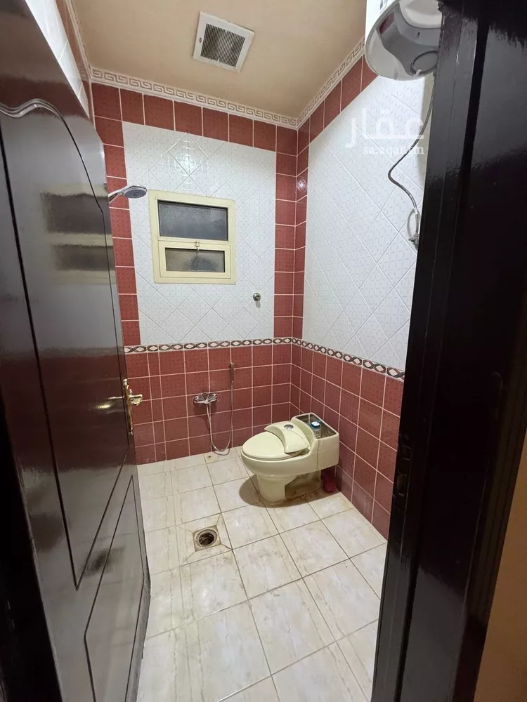 دور للإيجار في شارع زبن بن عمير, حي إشبيلية, مدينة الرياض, منطقة الرياض صورة 3