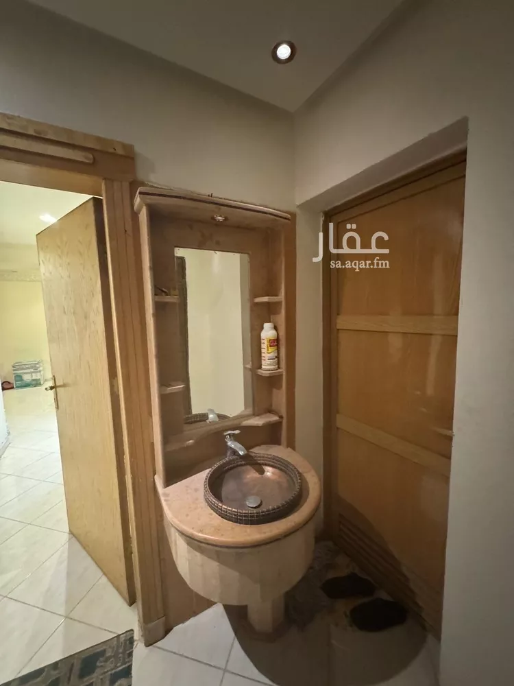 شقة للبيع في شارع عبدالله بن قيس, حي إشبيلية, مدينة الرياض, منطقة الرياض صورة 3