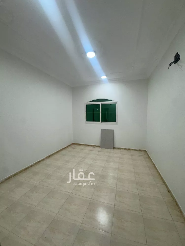 شقة للإيجار في شارع عبدالله بن قيس, حي إشبيلية, مدينة الرياض, منطقة الرياض