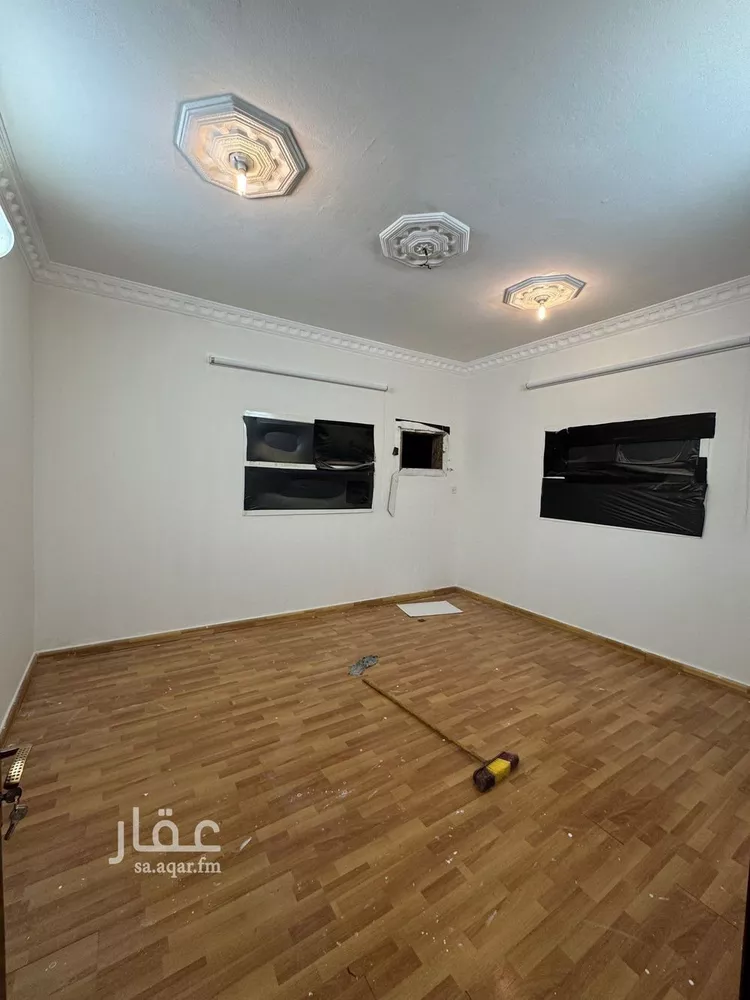 شقة للإيجار في شارع احمد بن زهير, حي إشبيلية, مدينة الرياض, منطقة الرياض