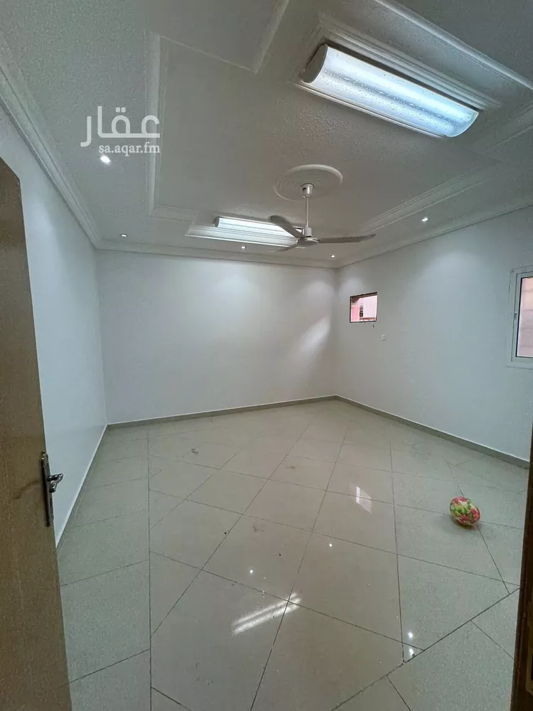 شقة للإيجار في شارع قلعة الفسطاط, حي إشبيلية, مدينة الرياض, منطقة الرياض