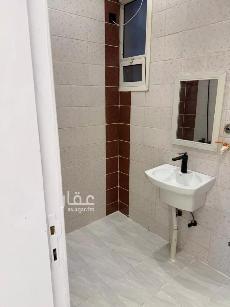 شقة للإيجار في شارع عبدالله بن قيس, حي إشبيلية, مدينة الرياض, منطقة الرياض صورة 5