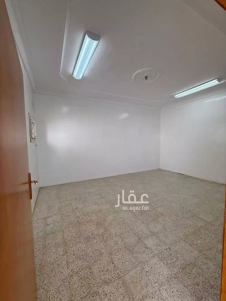 دور للإيجار في شارع 3940708, حي يبرين, مدينة يبرين, المنطقة الشرقية صورة 2