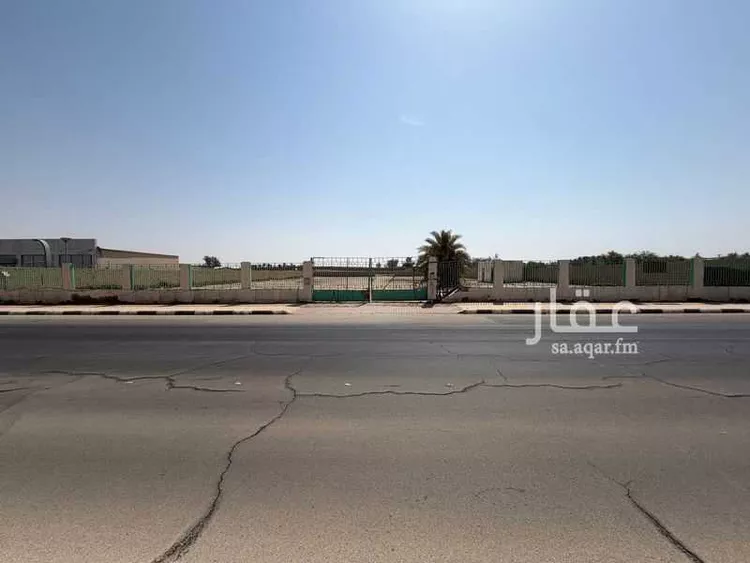 أرض للإيجار في شارع طريق الملك عبدالعزيز, حي الخزامى, مدينة عنيزة, منطقة القصيم
