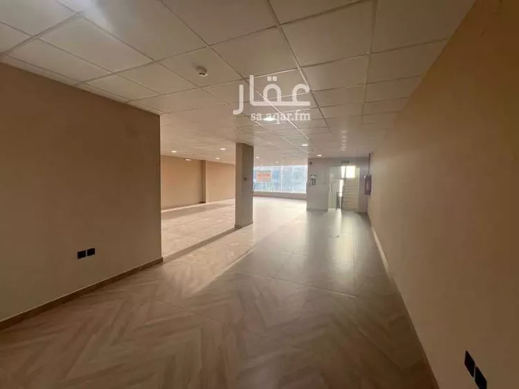 مكتب تجاري للإيجار في شارع طريق الملك عبدالعزيز, حي الصالحية, مدينة عنيزة, منطقة القصيم صورة 5